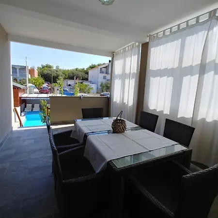 Apartment Tindorf Bibinje